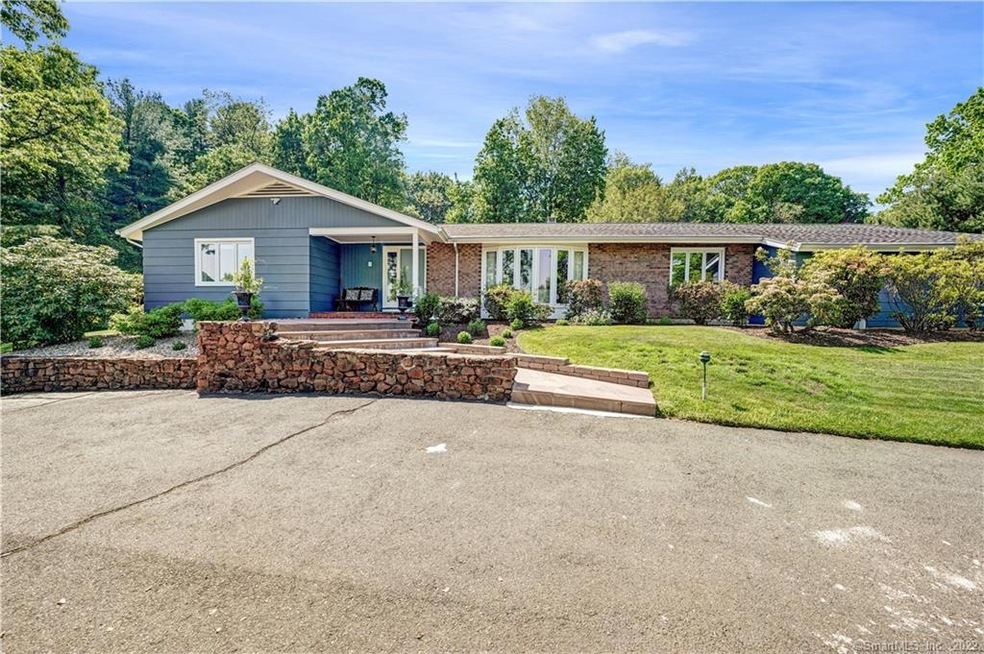 245 Brownstone Rdg