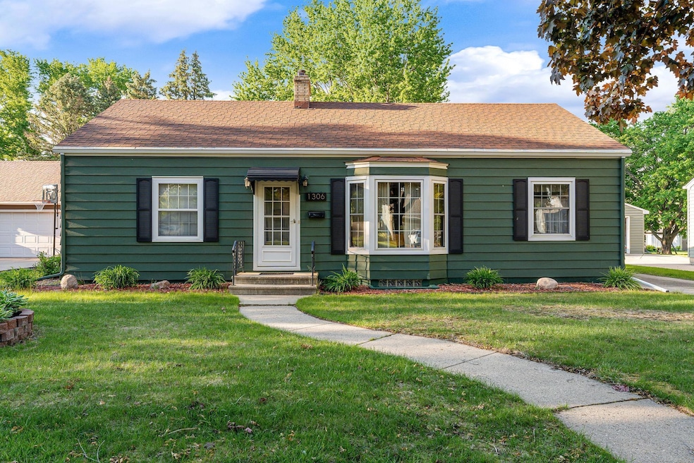 Pending $229,900
