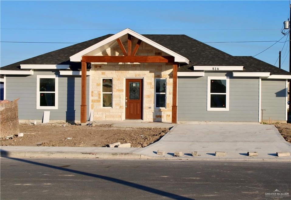 816 Lark Cir, Alamo, TX 78516 - photo 1