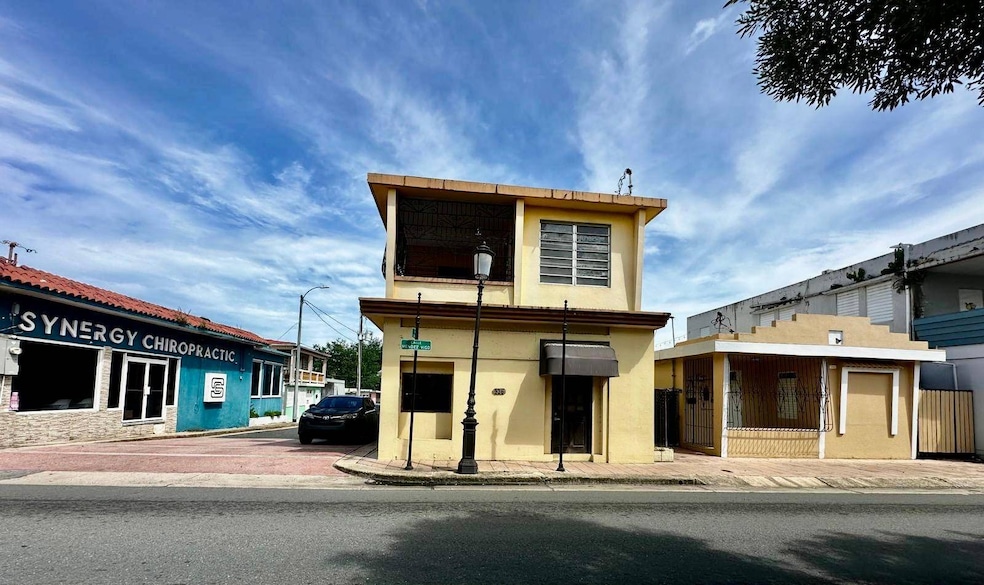 326 Mendez Vigo, Dorado, PR 00646 - photo 1