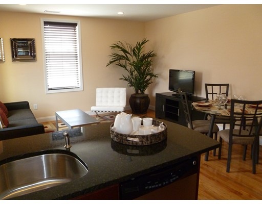 100 Fellsway W unit 406, Somerville, MA 02145 - photo 1