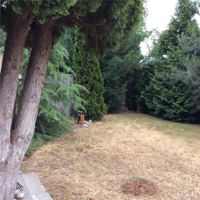 1909 NW Bates Ave, East Wenatchee, WA 98802 - photo 1