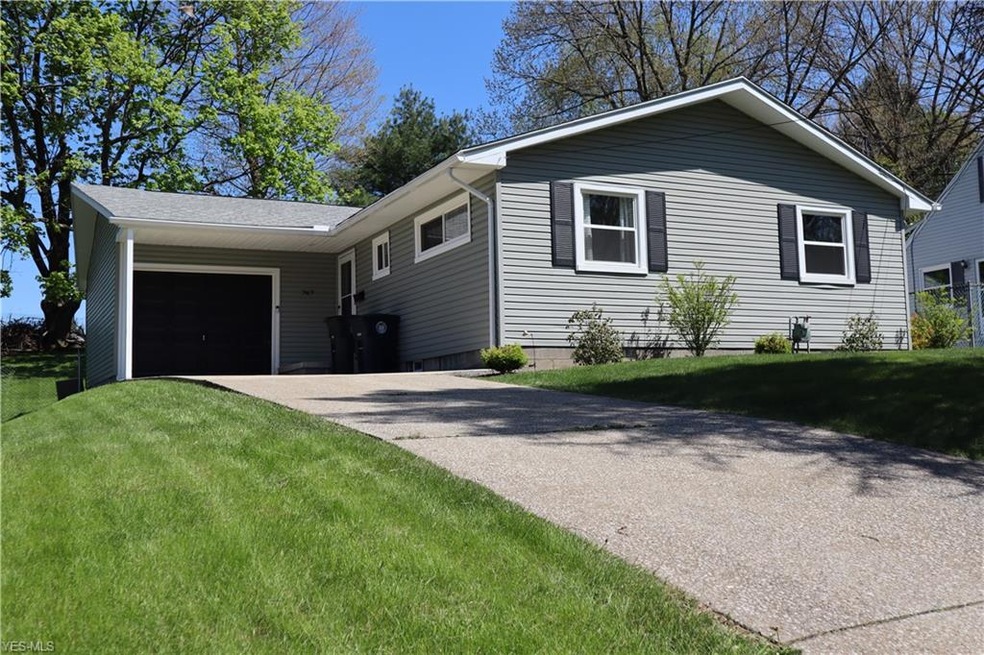 767 Plainfield Rd, Akron, OH 44312 - photo 1