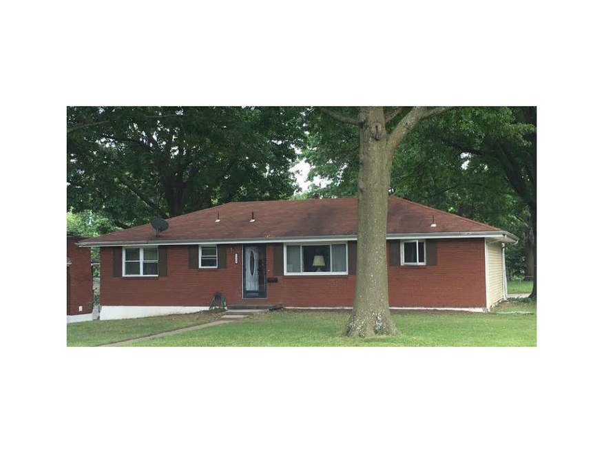 1424 NW R D Mize Rd, Blue Springs, MO 64015 - photo 1