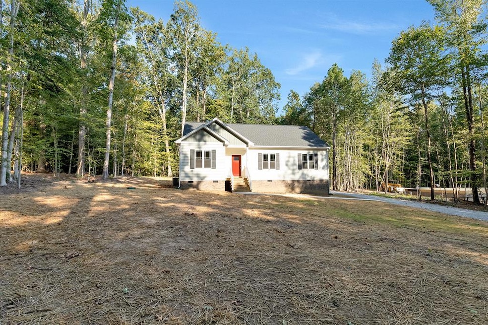 3183 Irvington Rd, Weems, VA 22576 - photo 1