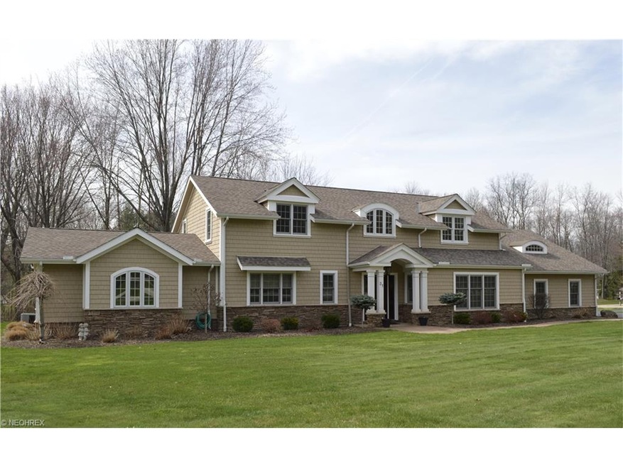 Welcome to 31 Daisy Lane in Chagrin Falls, Ohio 44