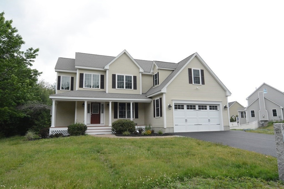 37 Bacon St, Pepperell, MA 01463 - photo 1