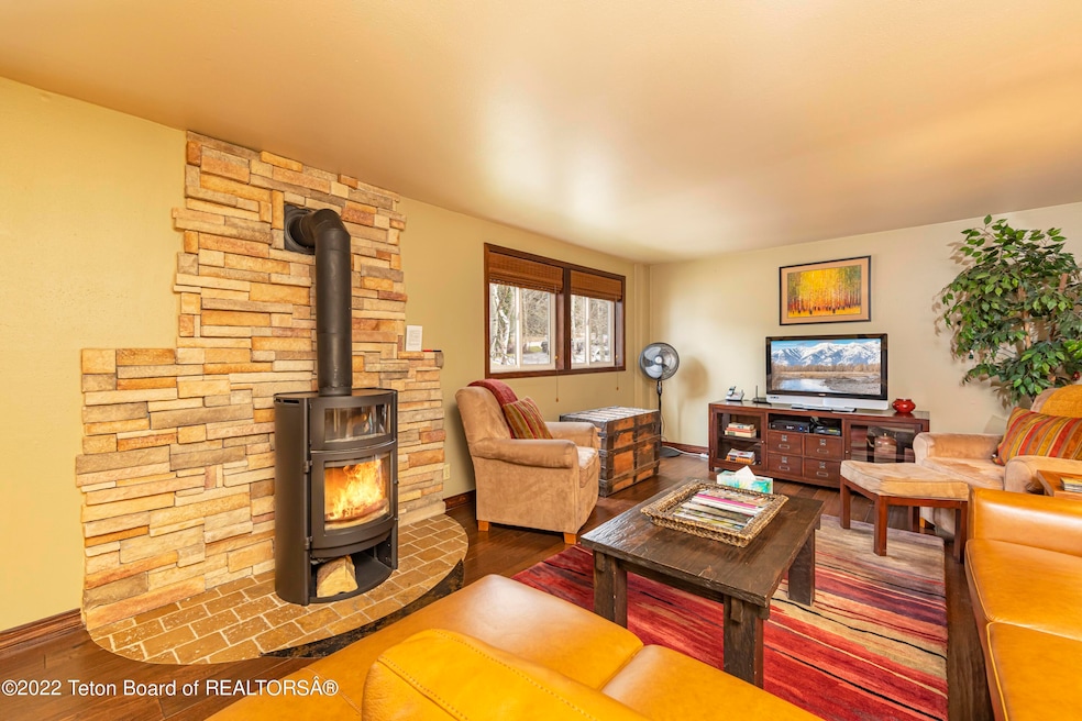 Sold • Co-Listing Agent