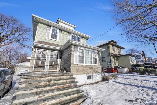 405 Greenmount Ave unit 2, Cliffside Park, NJ 07010 - photo 1