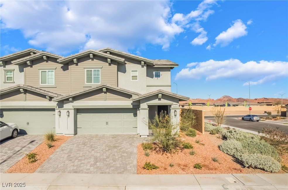 138 Barringswell Ave, Henderson, NV 89015 - photo 1