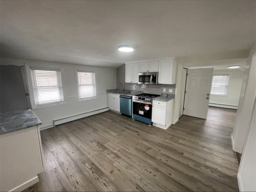 223 Child St unit 2, Warren, RI 02885 - photo 1