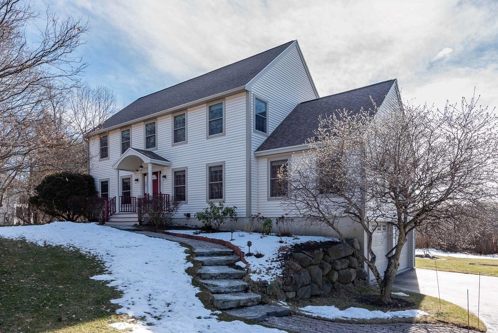 8 Mcintosh Way, Greenland, NH 03840 - photo 1