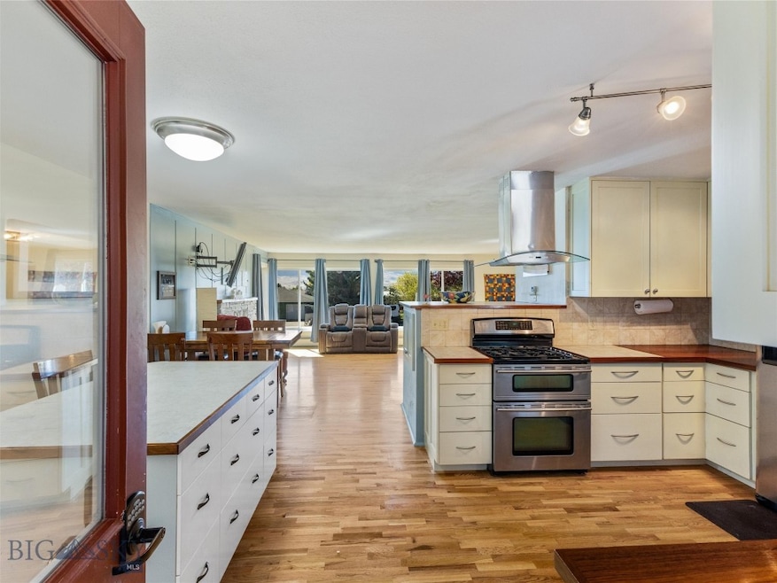 Sold • Co-Listing Agent