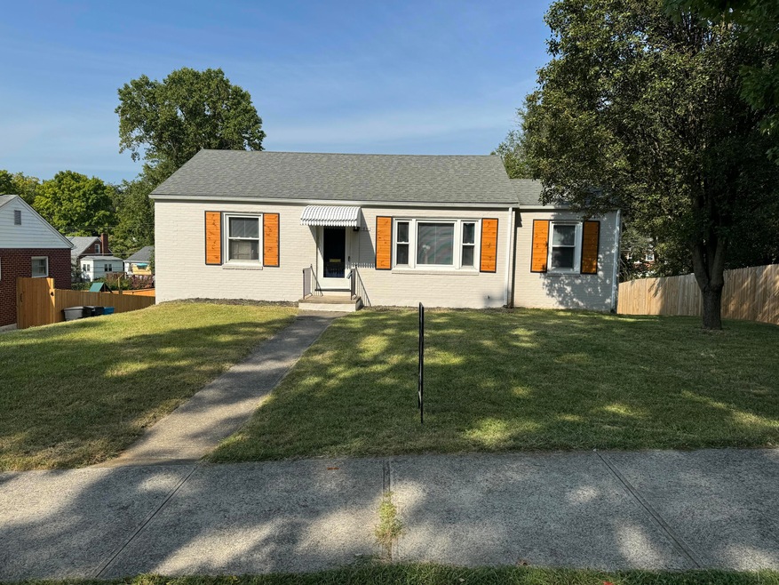 1811 Fareham Rd SW, Roanoke, VA 24015 - photo 1