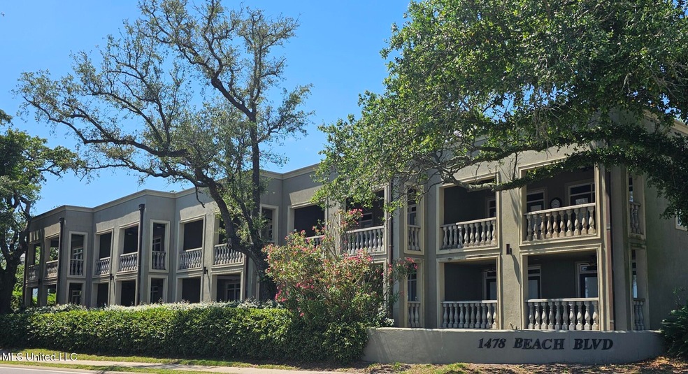 BEACH BLVD FRONT 4