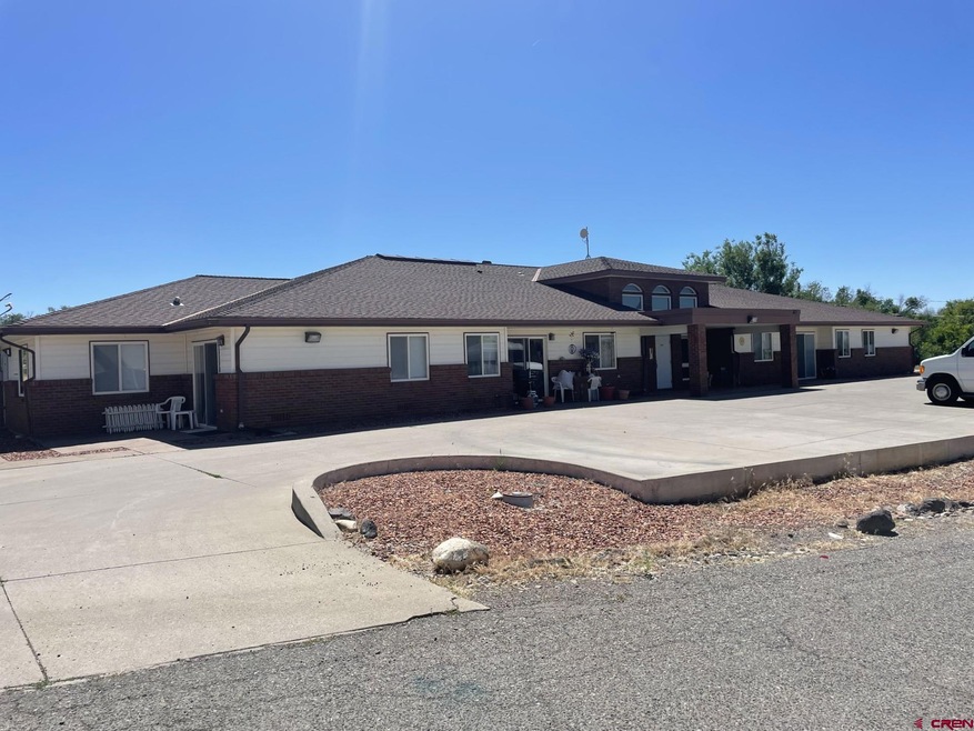 215 NW 9th St, Cedaredge, CO 81413 - photo 1