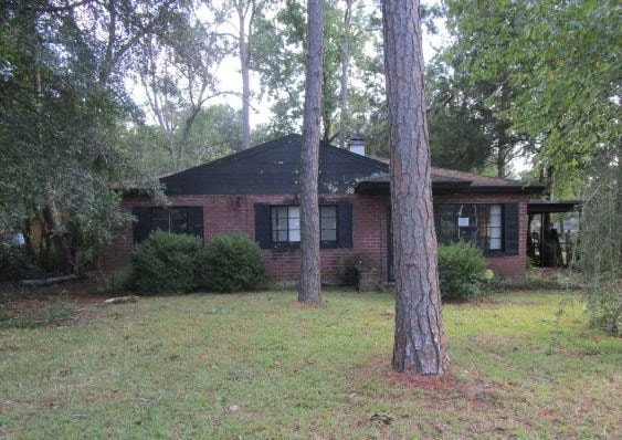 1604 W Highland Ave, Albany, GA 31707 - photo 1