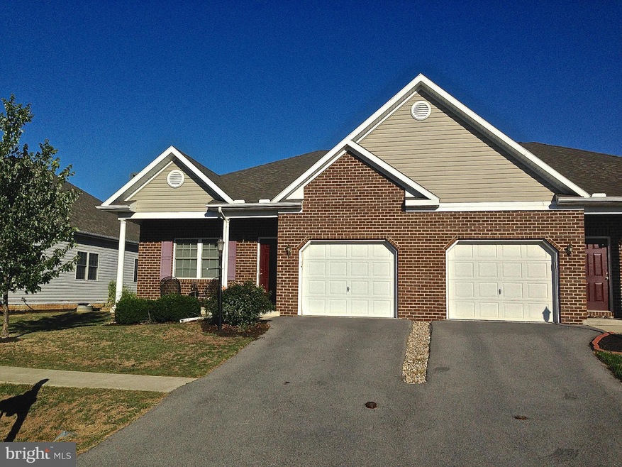 14237 Shelby Cir, Hagerstown, MD 21740 - photo 1