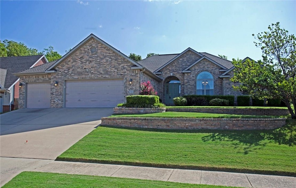 500 NW Saddlebrook Dr, Bentonville, AR 72712 - photo 1