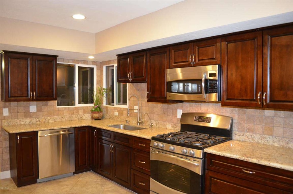 New Kitchen with Granite Countertops