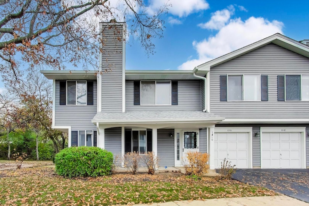 1316 Barclay Ln unit 13, Deerfield, IL 60015 - photo 1