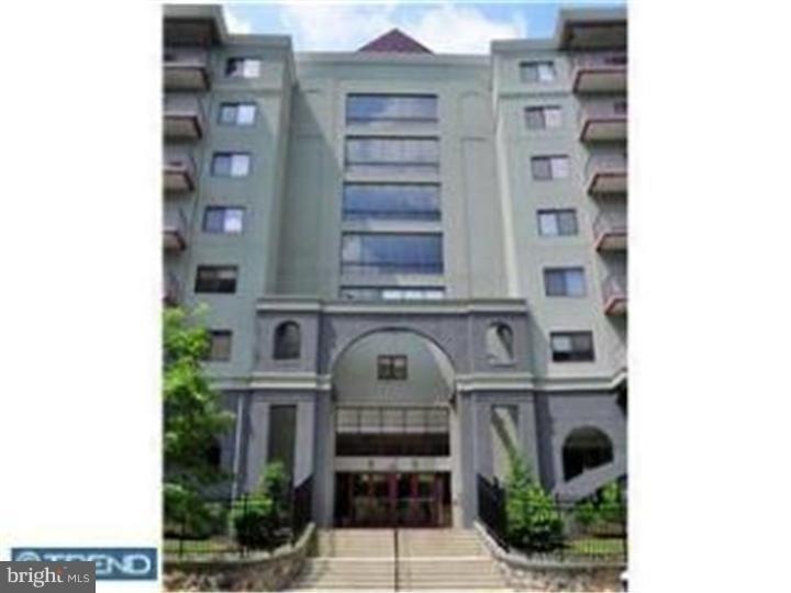 Bridge Five Condominiums unit 306, Philadelphia, PA 19127 - photo 1