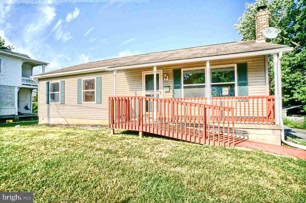 409 S 4th St, Newport, PA 17074 - photo 1