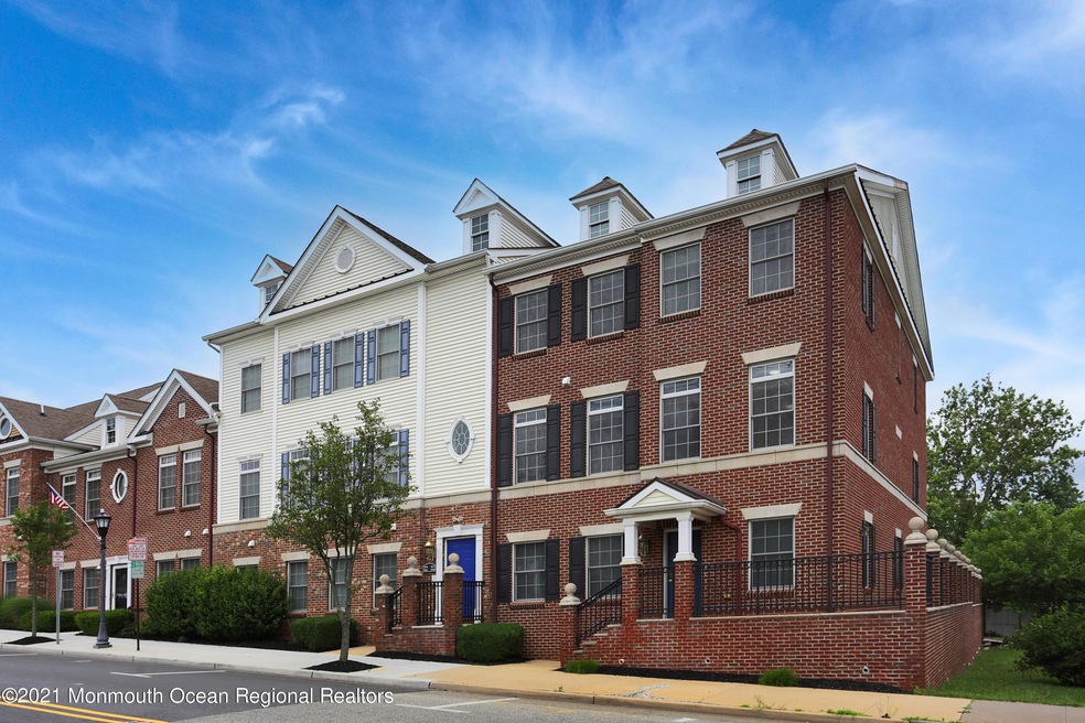 215 N Broadway unit 2, South Amboy, NJ 08879 - photo 1