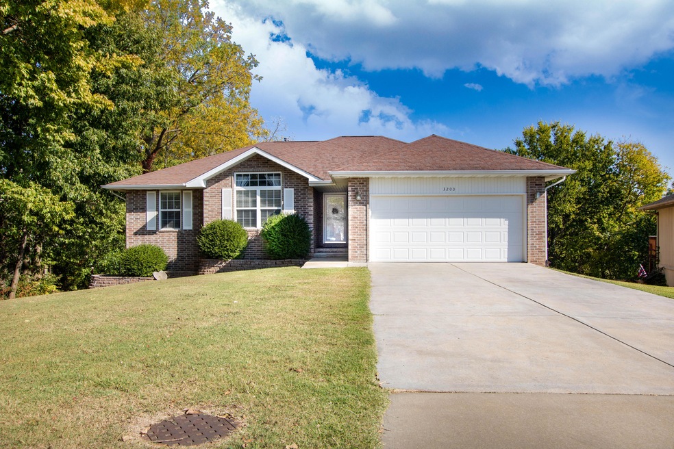 3200 Leawood Ave-22