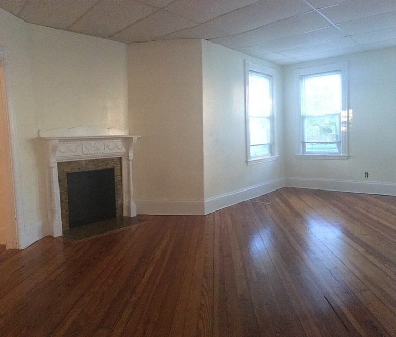 108 Quincy Ave unit 1, Winthrop, MA 02152 - photo 1