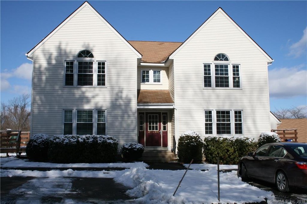 14 Pinney St unit 43, Ellington, CT 06029 - photo 1