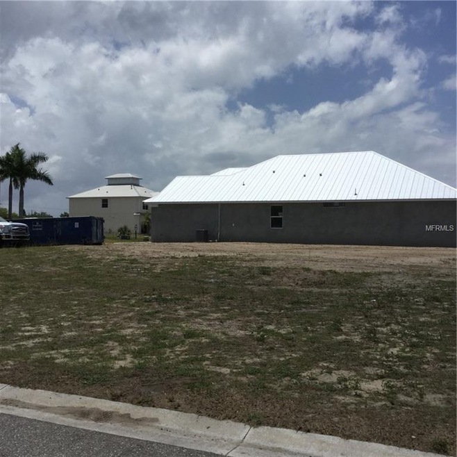 Vacant lot. 6404 Oyster Island Way, Apollo Beach, 