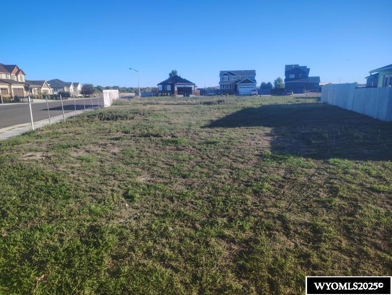 807 Leal St, Douglas, WY 82633 - photo 1
