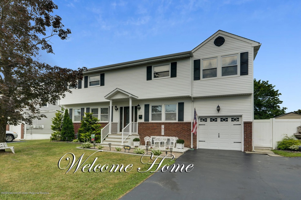 17 Bucknell Dr Hazlet NJ 07730-large-001