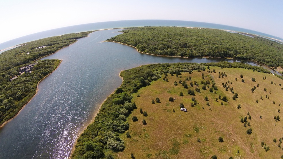 140C,D Sarita Walker Rd, West Tisbury, MA 02568 - photo 1