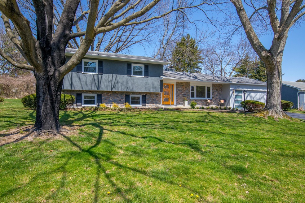 712 Olde Settler