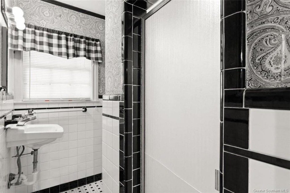 1302 Dean St, Sulphur, LA 70663 - photo 1