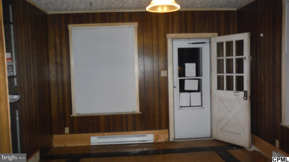 851 N 4th St, Sunbury, PA 17801 - photo 1