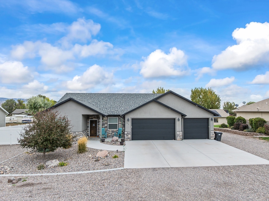 57 E 200 N, Annabella, UT 84711 - photo 1
