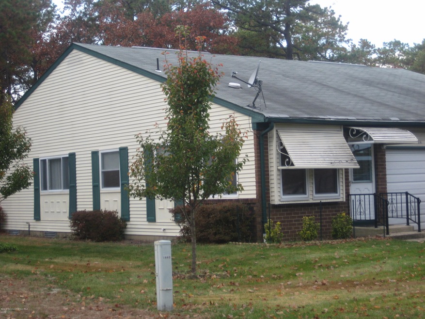 12B Maplewood Dr unit A, Whiting, NJ 08759 - photo 1