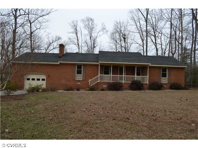 Exterior Front - Great Curb Appeal!