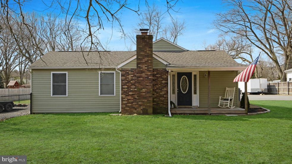 1231 Pekin Rd, Pasadena, MD 21122 - photo 1