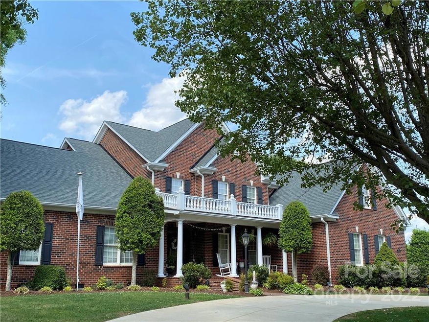 2211 James Way, Statesville, NC 28625 - photo 1