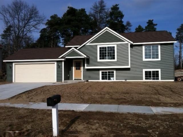 2698 Jolly Roger Dr, Wayland, MI 49348 - photo 1