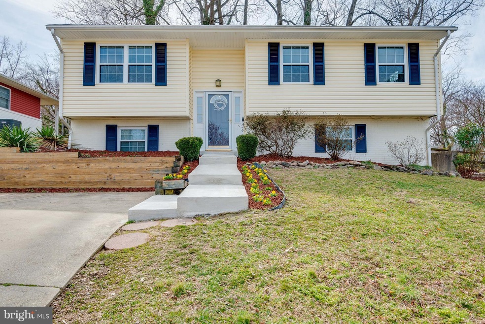902 Country Terrace, Severna Park, MD 21146 - photo 1