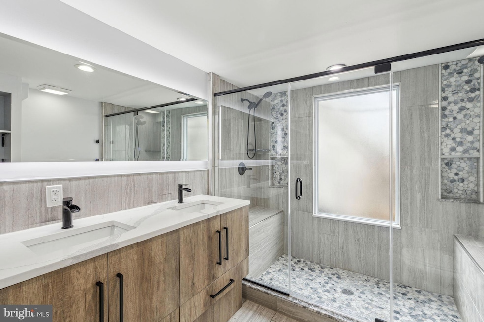 For Sale $270,000 • Co-Listing Agent