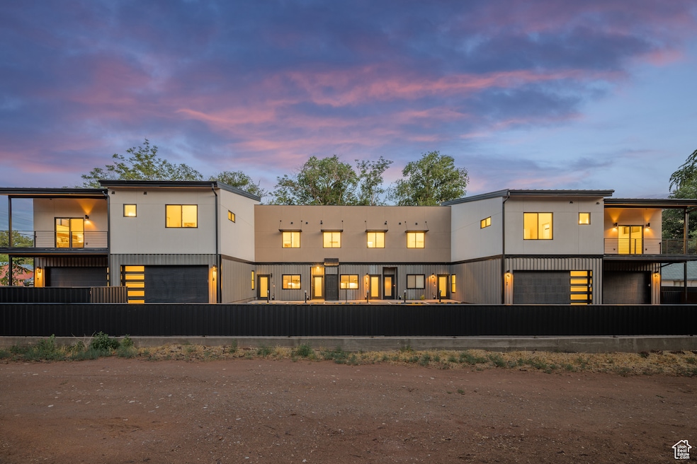214 S 200 E unit 5, Moab, UT 84532 - photo 1