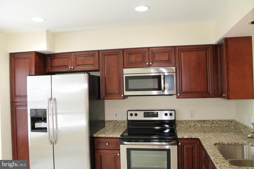 404 Mcdaniel Dr, Purcellville, VA 20132 - photo 1