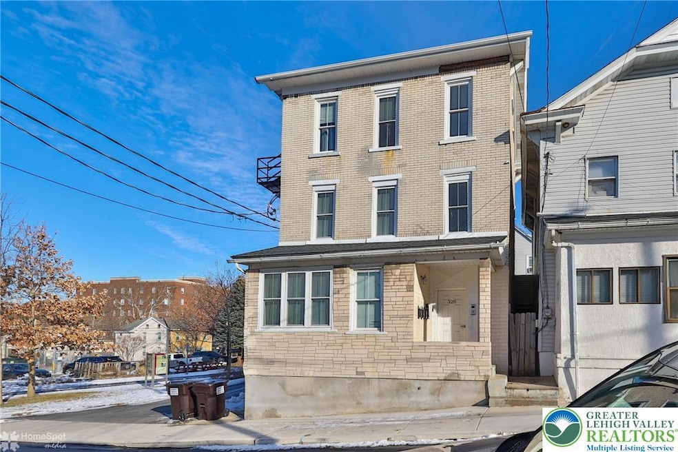 328 Polk St unit 1, Bethlehem, PA 18015 - photo 1