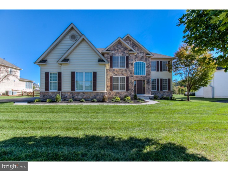 929 Mather Dr, Bear, DE 19701 - photo 1